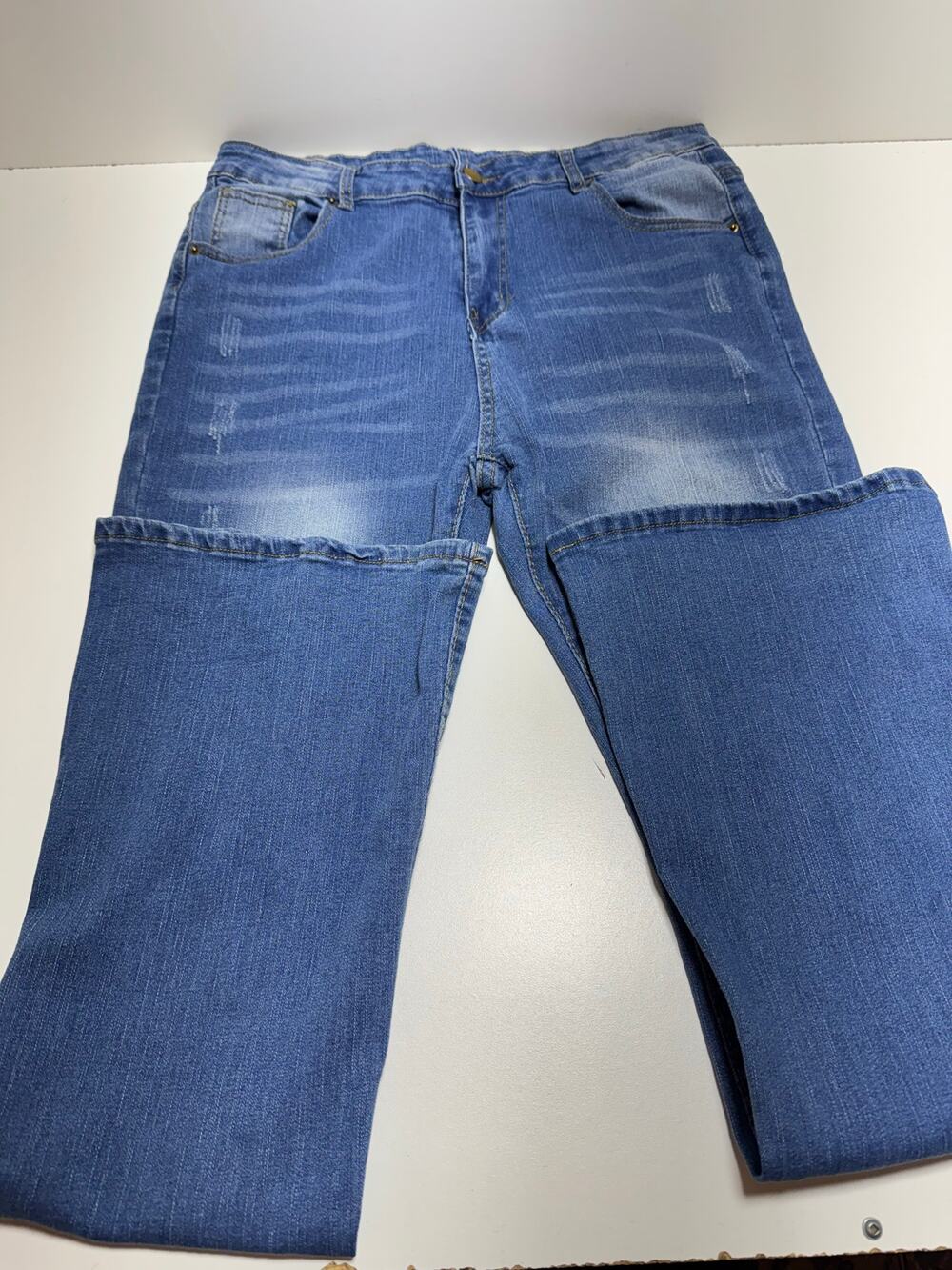 Y2K Women’s Denim Blue Jeans 32X33 Wide Flare Leg Med Wash Boho Western 5 Pocket